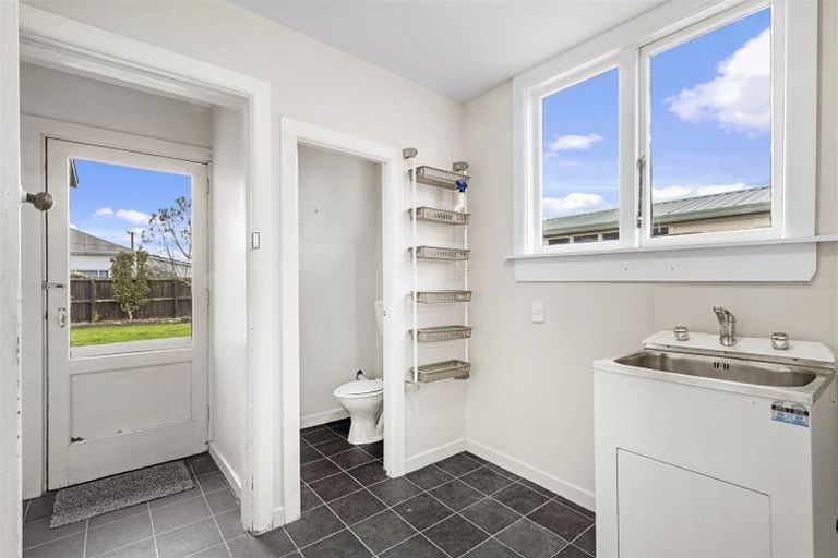 Photo of property in 16 Lincoln Road, Hillmorton, Christchurch, 8024