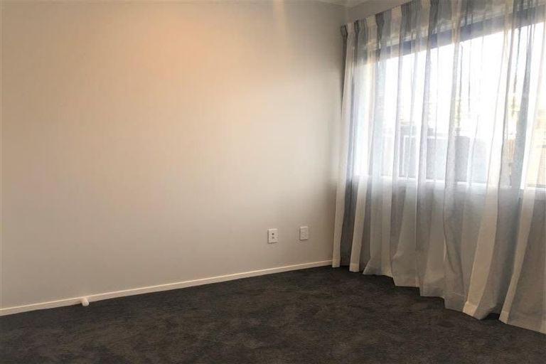 Photo of property in 2/34 Woolfield Road, Papatoetoe, Auckland, 2025