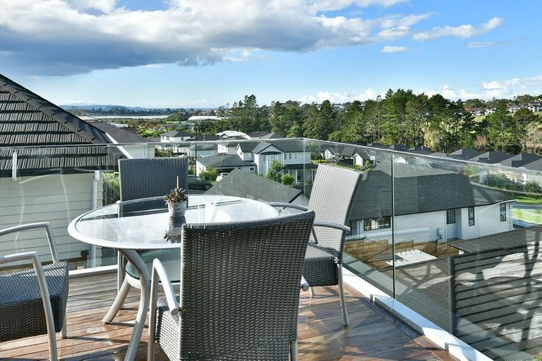 Photo of property in 114 Ormonde Drive, Silverdale, 0932