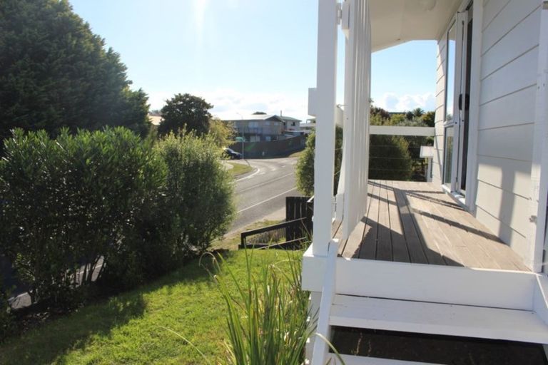 Photo of property in 108 Tamatea Road, Taupo, 3330