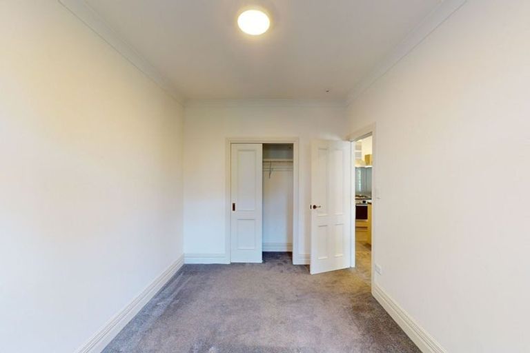 Photo of property in 44 Aurora Terrace, Kelburn, Wellington, 6012