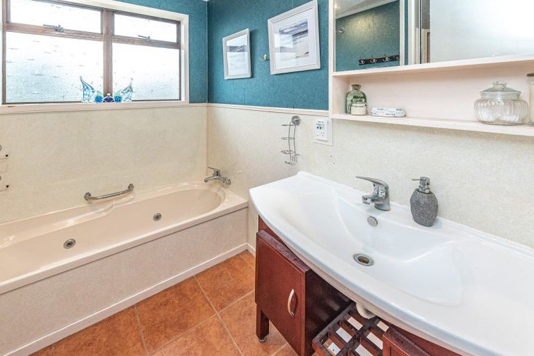 Photo of property in 39 Karamu Street, Tawhero, Whanganui, 4501