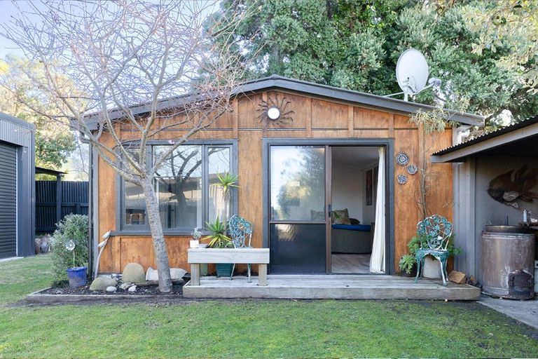 Photo of property in 90 Gillies Crescent, Waimarama, Havelock North, 4294