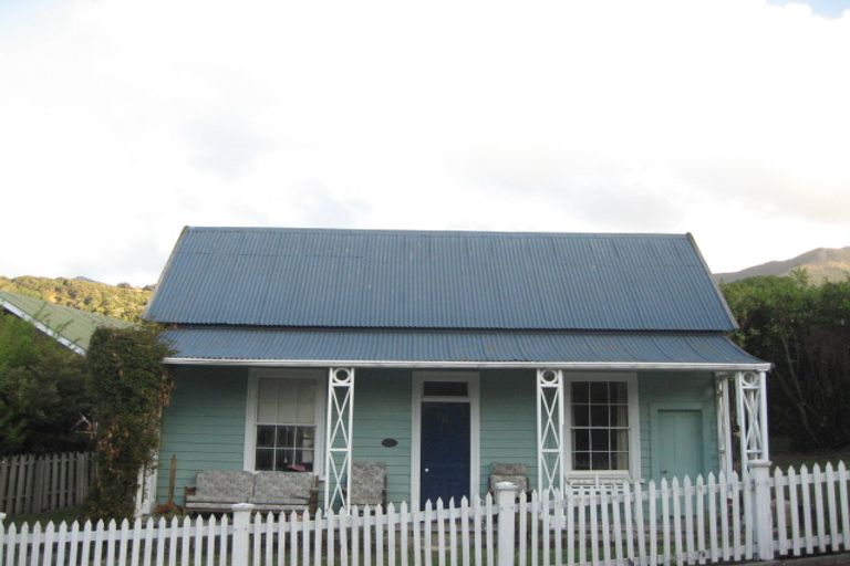 Photo of property in 153 Rue Jolie, Akaroa, 7520