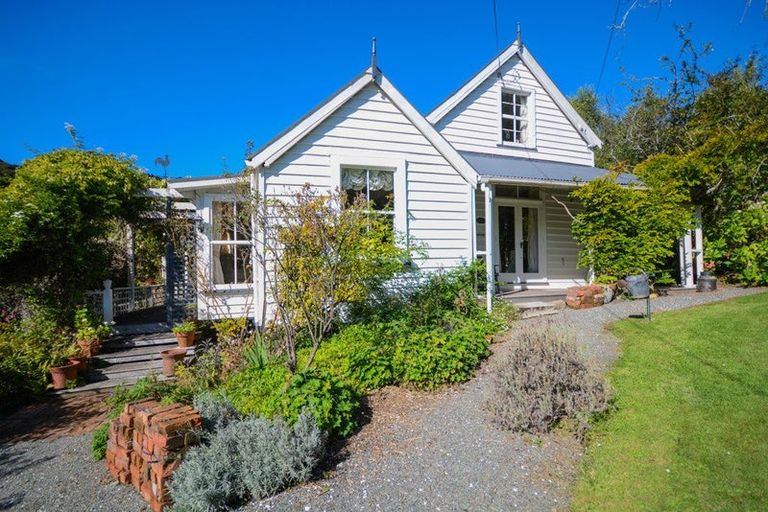 Photo of property in 59 Grehan Valley Road, Akaroa, 7520