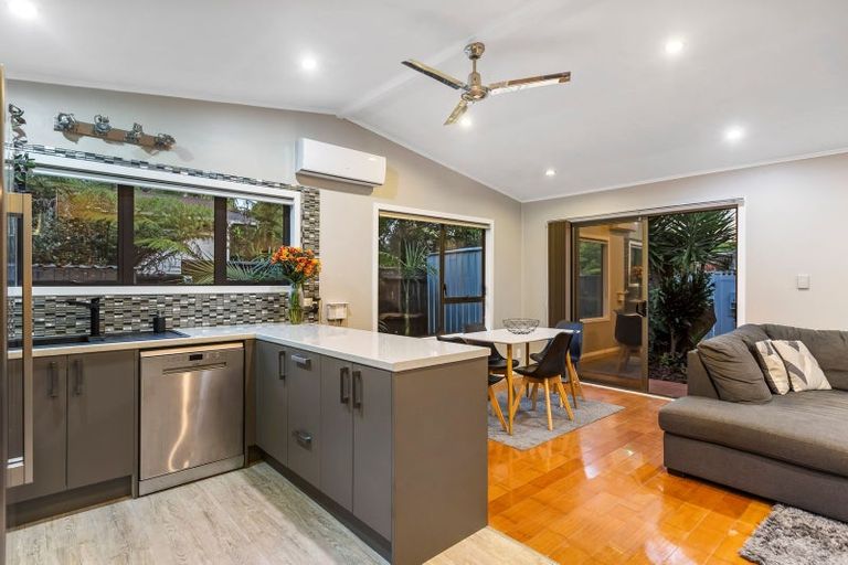 Photo of property in 41 Melba Street, Beach Haven, Auckland, 0626