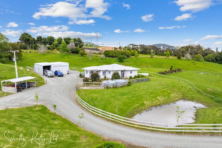 Photo of property in 26 Brynderwyn Road, Brynderwyn, Maungaturoto, 0587