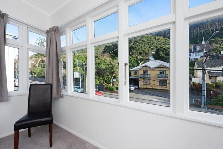 Photo of property in 235 Tinakori Road, Thorndon, Wellington, 6011