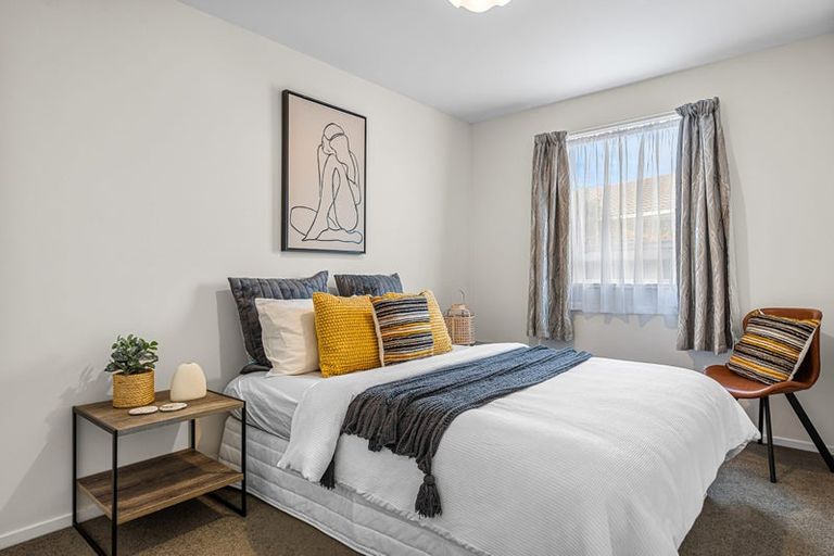 Photo of property in 18b Kuaka Crescent, Bromley, Christchurch, 8062