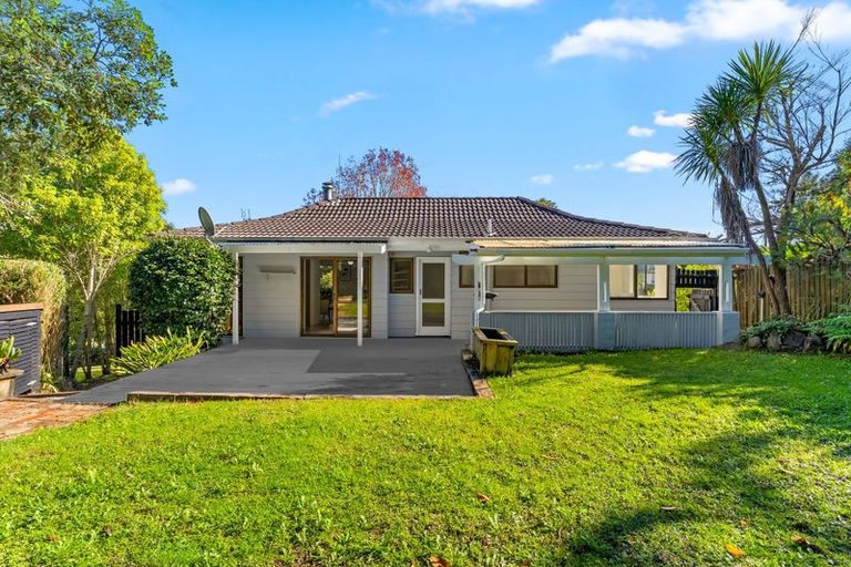 Photo of property in 56 Pemberton Avenue, Bayview, Auckland, 0629