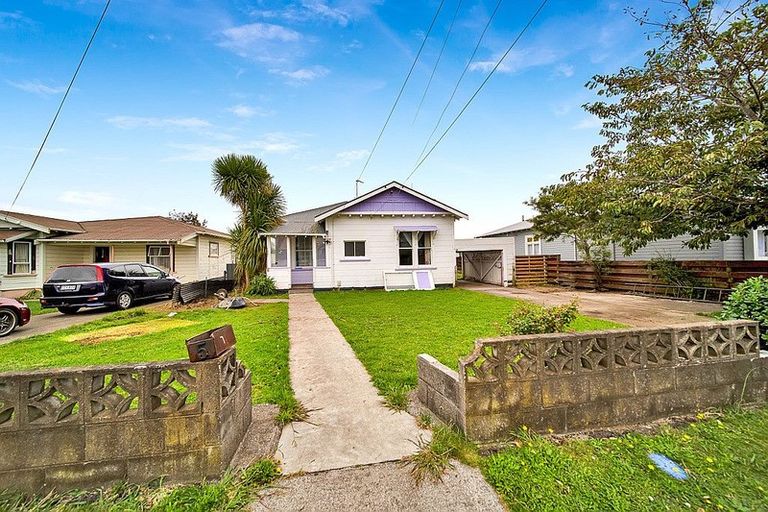 Photo of property in 5 Argyle Street, Hawera, 4610