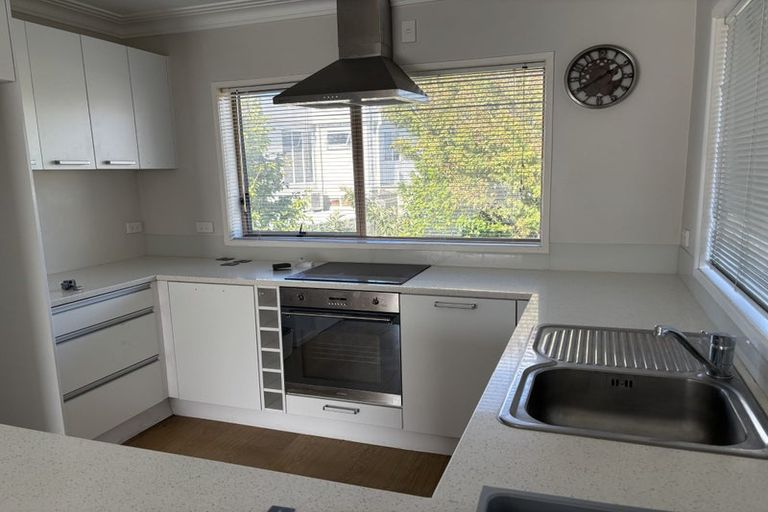 Photo of property in 2/73 Bramley Drive, Farm Cove, Auckland, 2012