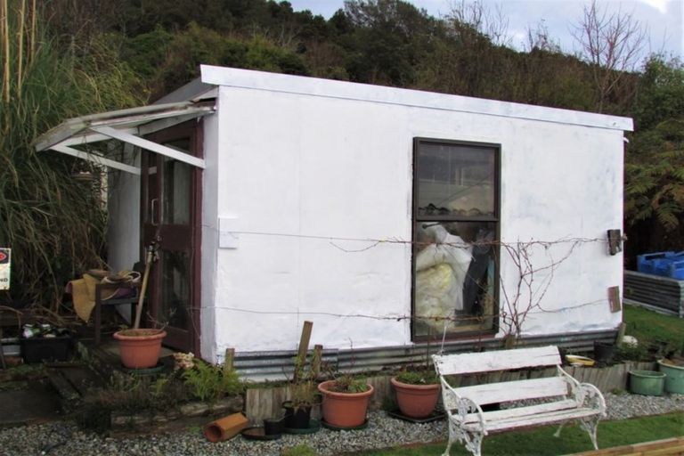 Photo of property in 5 Ross Street, Dunollie, Runanga, 7803