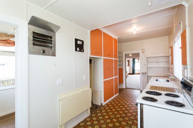 Photo of property in 74 Cutten Street, South Dunedin, Dunedin, 9012