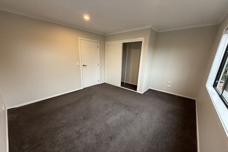 Photo of property in 2/125b Metcalfe Road, Ranui, Auckland, 0612