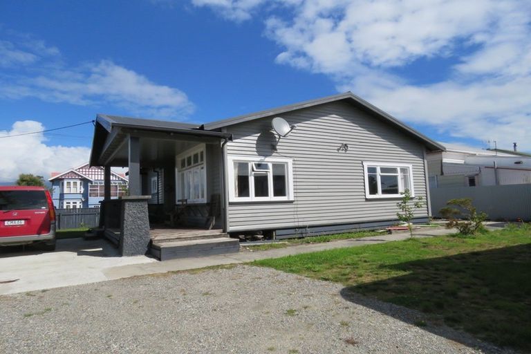 Photo of property in 84 Romilly Street, Westport, 7825