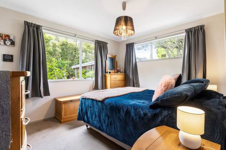 Photo of property in 9 Tree View Avenue, Glenfield, Auckland, 0629