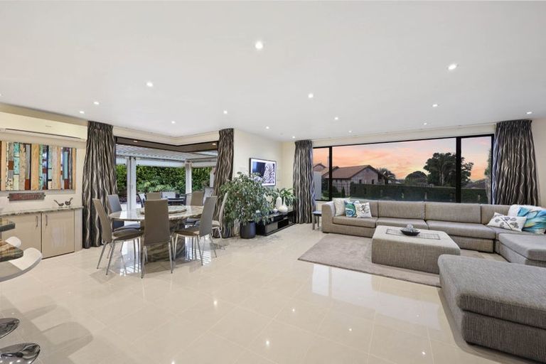 Photo of property in 253 Wellington Street, Pukekohe, 2120