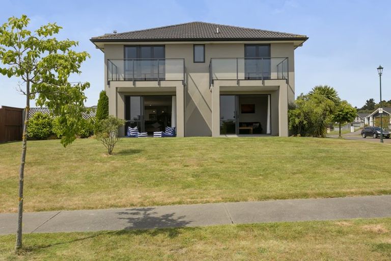 Photo of property in 1 Barbary Close, Wharewaka, Taupo, 3330