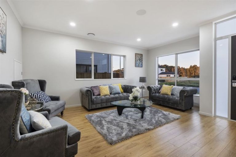 Photo of property in 24 Koropa Road, Flat Bush, Auckland, 2019