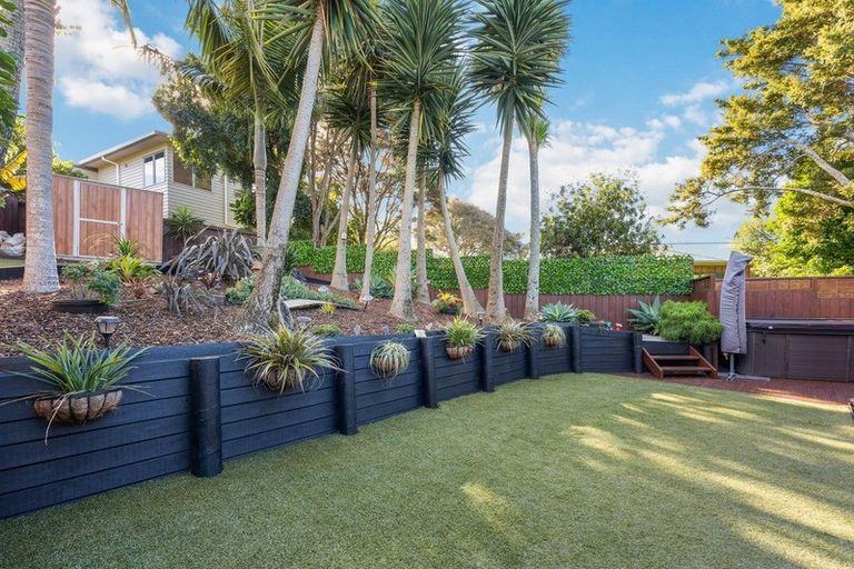 Photo of property in 4 Blue Heron Rise, Stanmore Bay, Whangaparaoa, 0932