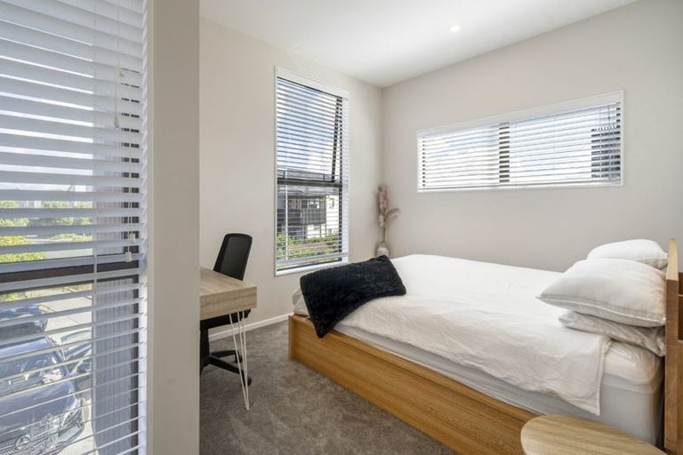 Photo of property in 23 Waka Moana Drive, Hobsonville, Auckland, 0616