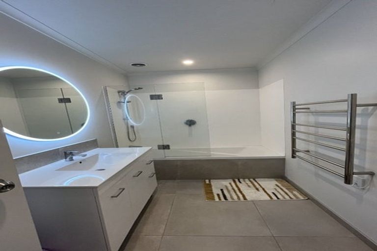 Photo of property in 23 Harore Road, Takanini, 2112