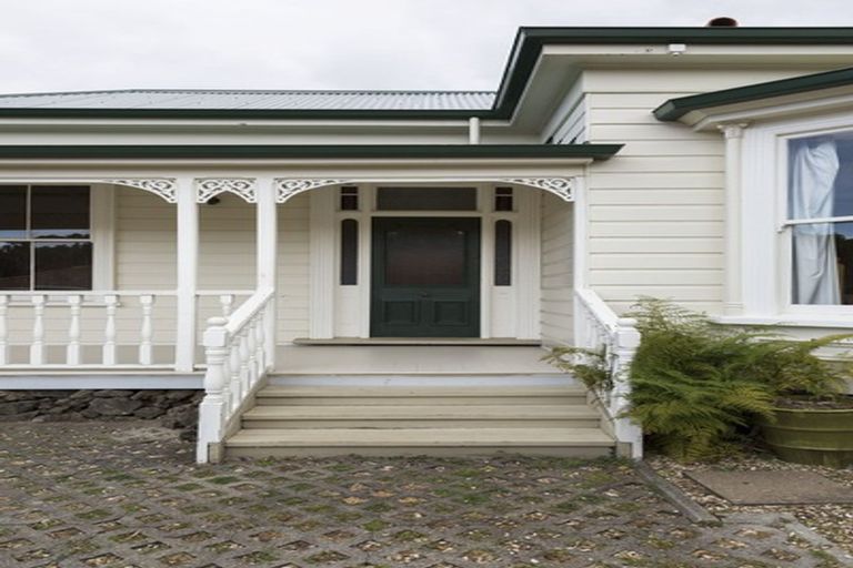 Photo of property in 32 Bellevue Road, Mount Eden, Auckland, 1024