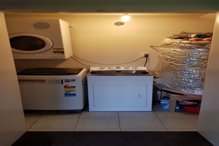 Photo of property in 146b Raroa Road, Aro Valley, Wellington, 6012