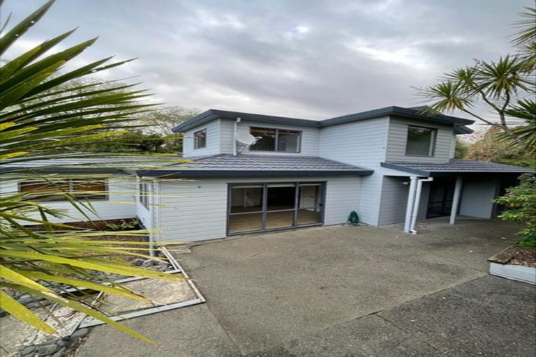 Photo of property in 34b Kiteroa Terrace, Rothesay Bay, Auckland, 0630