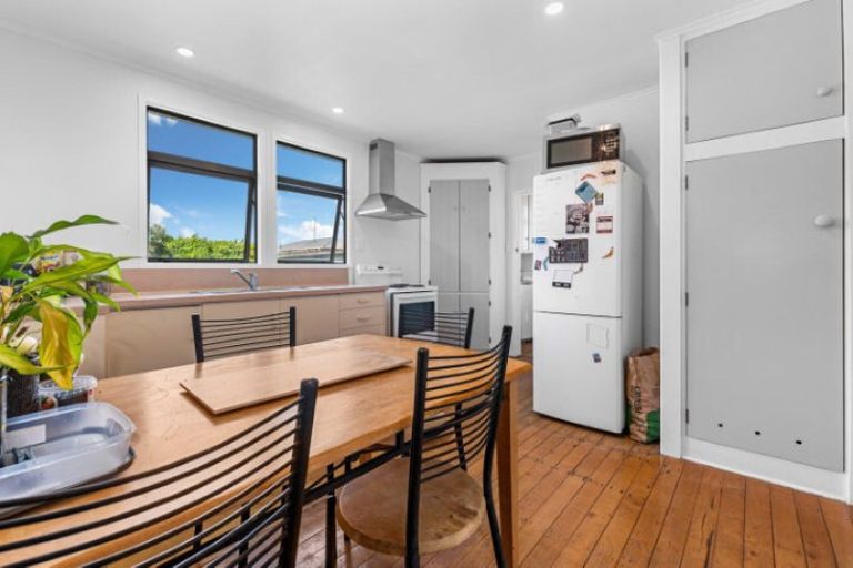 Photo of property in 25 Whitworth Road, Utuhina, Rotorua, 3015