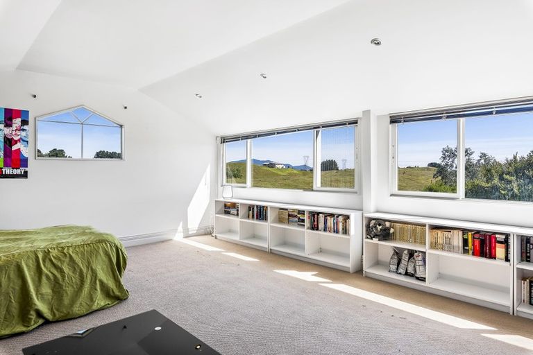 Photo of property in 125 Derham Road, Te Horo, Otaki, 5581
