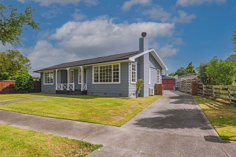 Photo of property in 88 Ruamahanga Crescent, Terrace End, Palmerston North, 4410