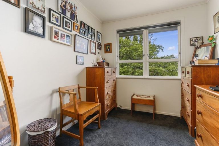 Photo of property in 14 Edgewood Way, Henderson, Auckland, 0612