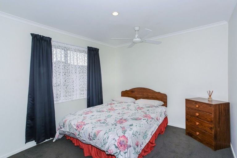 Photo of property in 34 Pateke Drive, Takanini, 2112