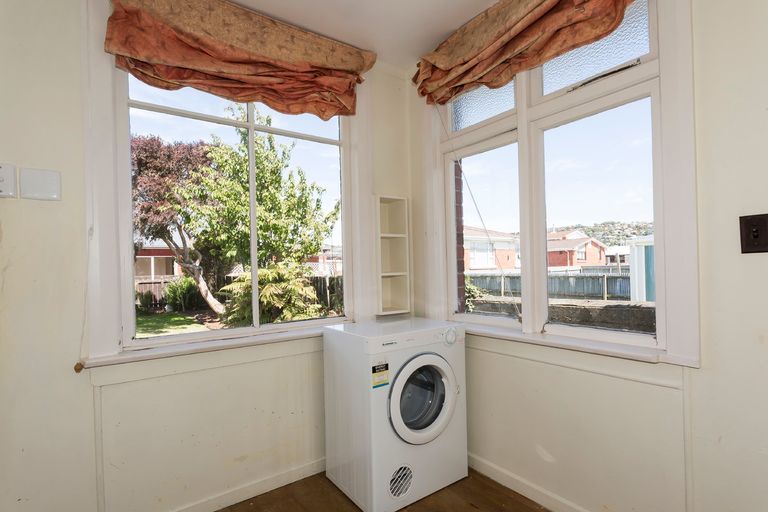 Photo of property in 74 Cutten Street, South Dunedin, Dunedin, 9012