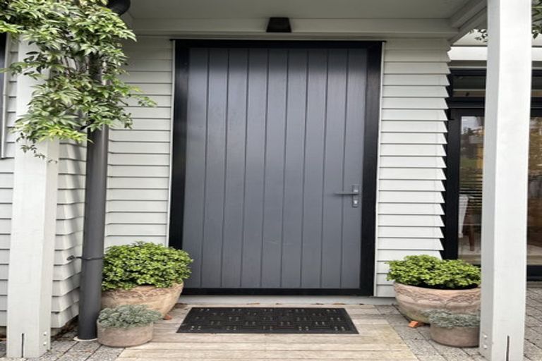 Photo of property in 82a Wallace Street, Mount Cook, Wellington, 6021