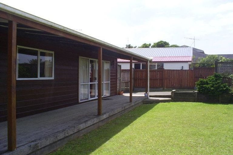 Photo of property in 303 Maungaraki Road, Maungaraki, Lower Hutt, 5010