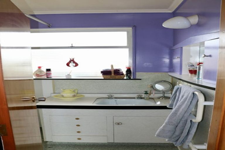 Photo of property in 5a Arthur Street, Holmes Hill, Oamaru, 9401