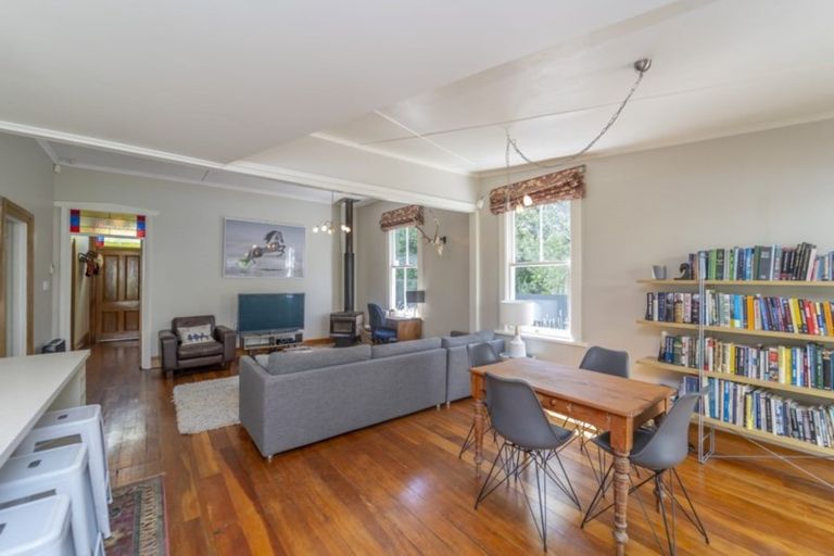 Photo of property in 6 Suez Street, Martinborough, 5711