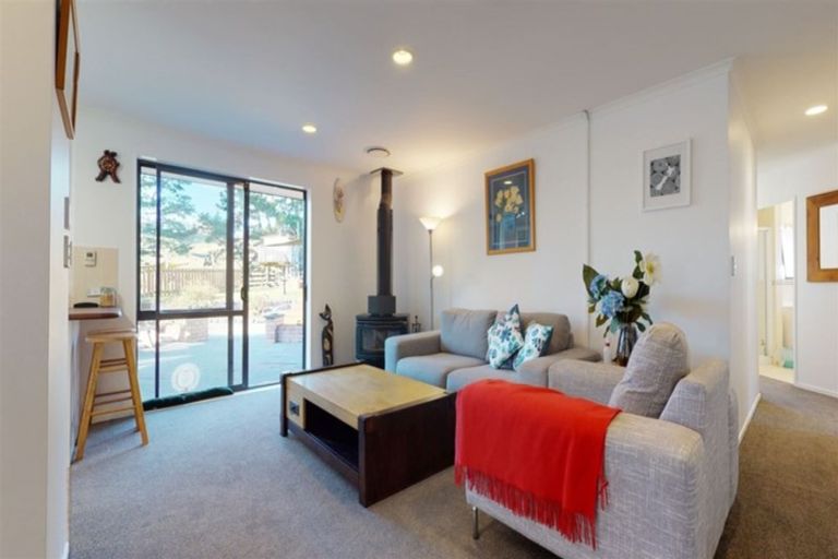 Photo of property in 316 Monowai Road, Wainui, Silverdale, 0994