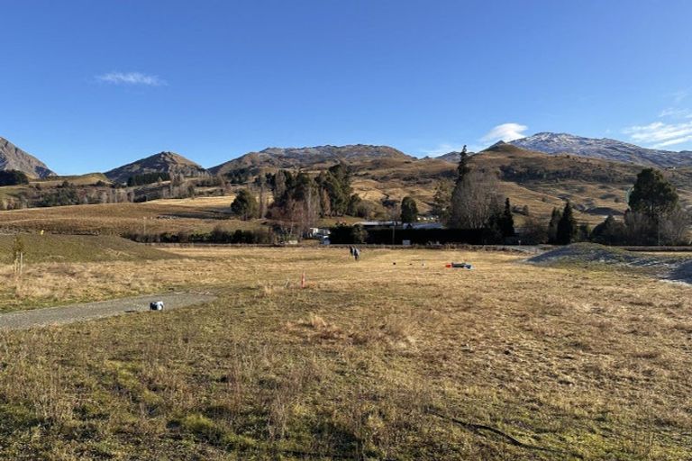 Photo of property in 12 Fitzpatrick Road, Dalefield, Queenstown, 9371