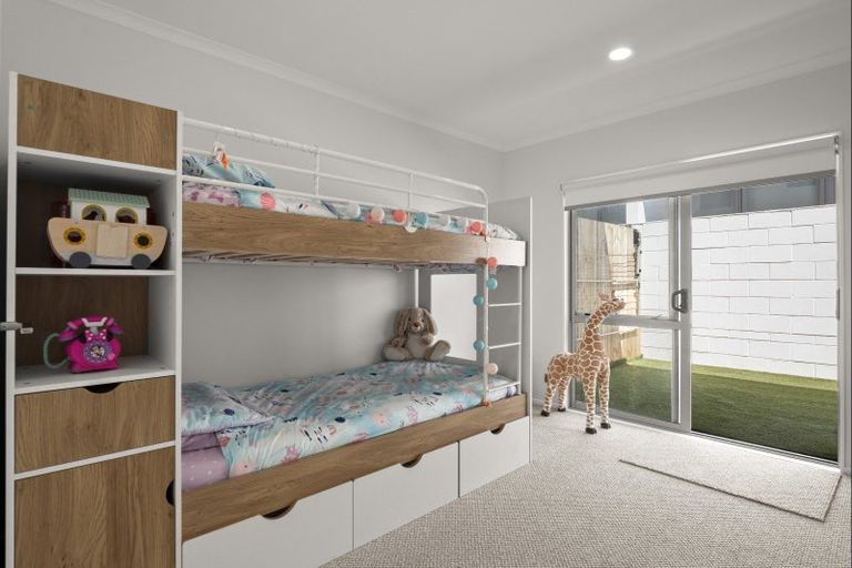 Photo of property in 2/45 Tawa Street, Mount Maunganui, 3116