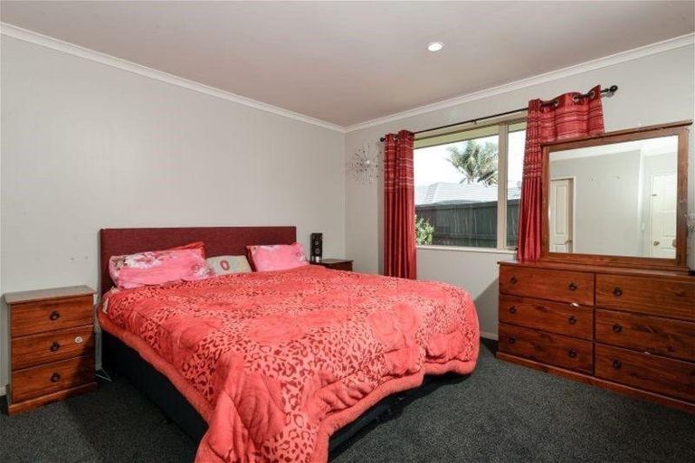 Photo of property in 10 Twickenham Place, Nawton, Hamilton, 3200