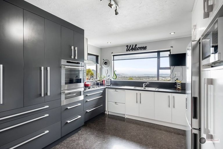 Photo of property in 1 Terrys Place, Kelson, Lower Hutt, 5010