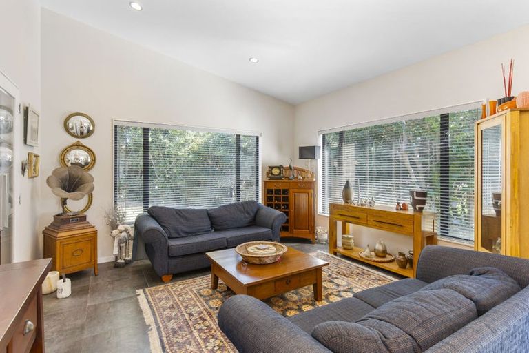 Photo of property in 3 Wood Leigh, Paraparaumu Beach, Paraparaumu, 5032