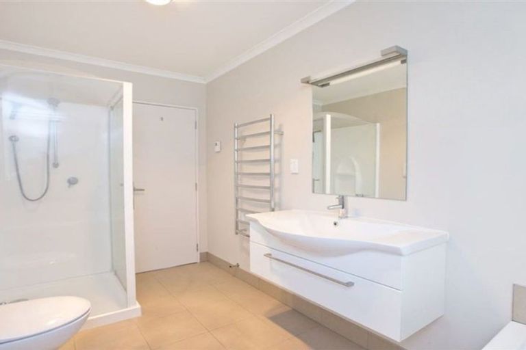 Photo of property in 449a Featherston Street, Palmerston North, 4414