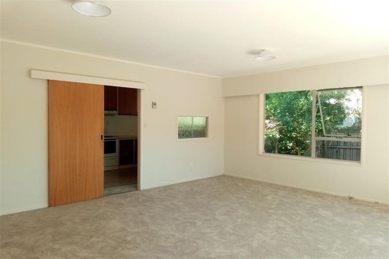 Photo of property in 2/43 Galvan Avenue, Sunnyhills, Auckland, 2010