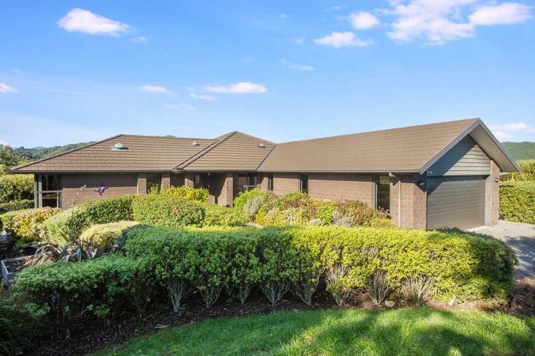 Photo of property in 9 Angus Way, Nikau Valley, Paraparaumu, 5032