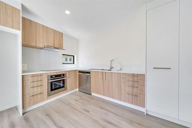 Photo of property in 8/2 Wood Street, Papakura, 2110